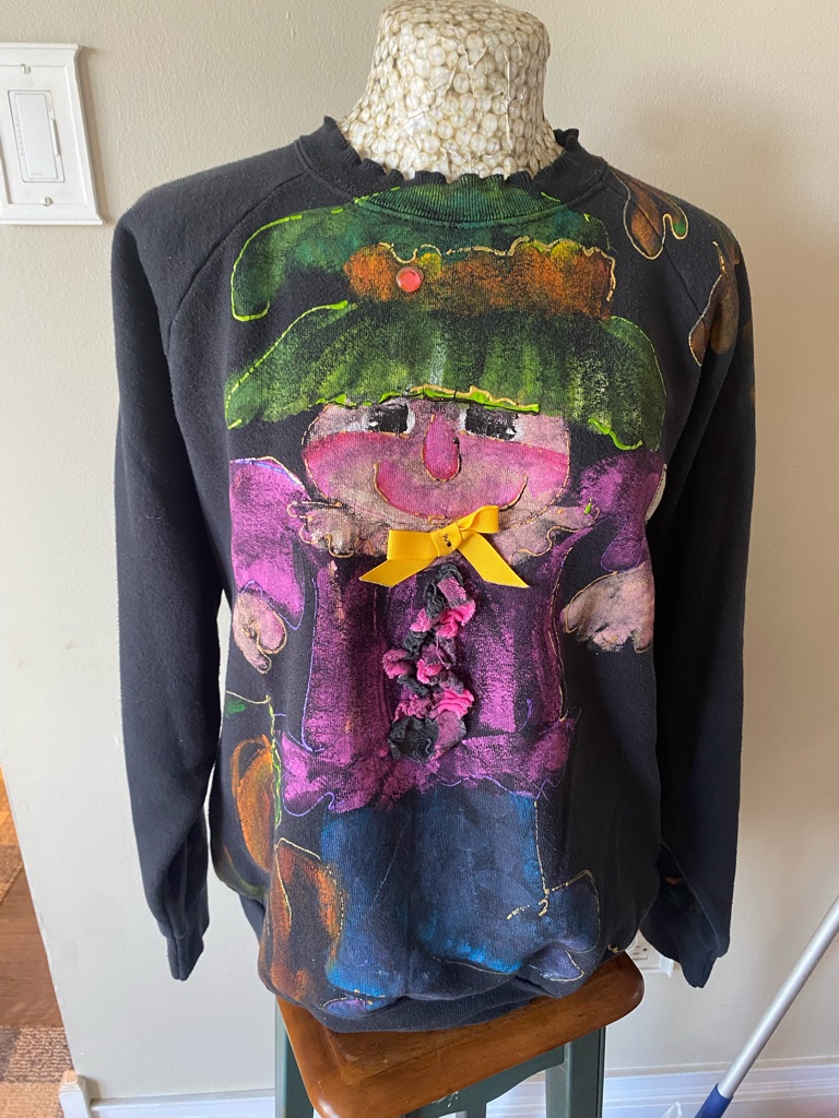 Vintage 90s Cute Colorful Scarecrow Graphic Novelty Sweatshirt